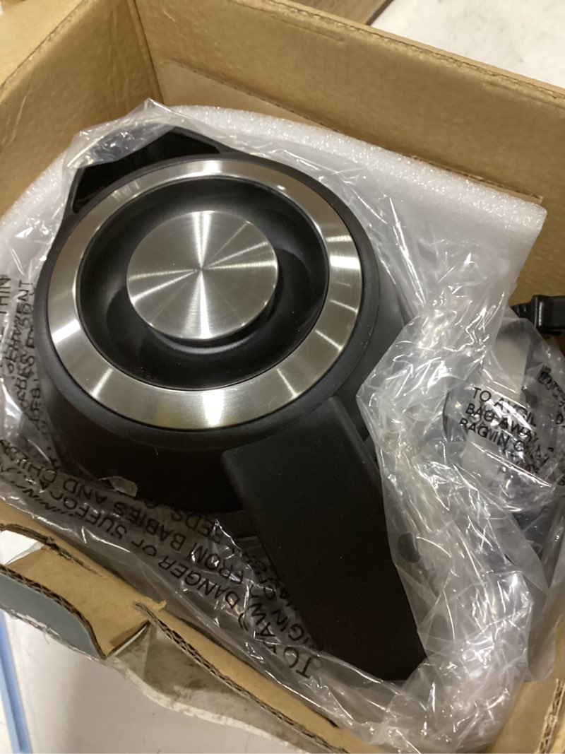 Condition photo showing Good Condition for chefman electric kettle, 1.8l 1500w, hot water boiler, removable lid for easy cleaning, auto shut off, boil-dry protection, stainless steel filter, bpa free, borosilicate glass electric tea kettle 1.9 quarts black