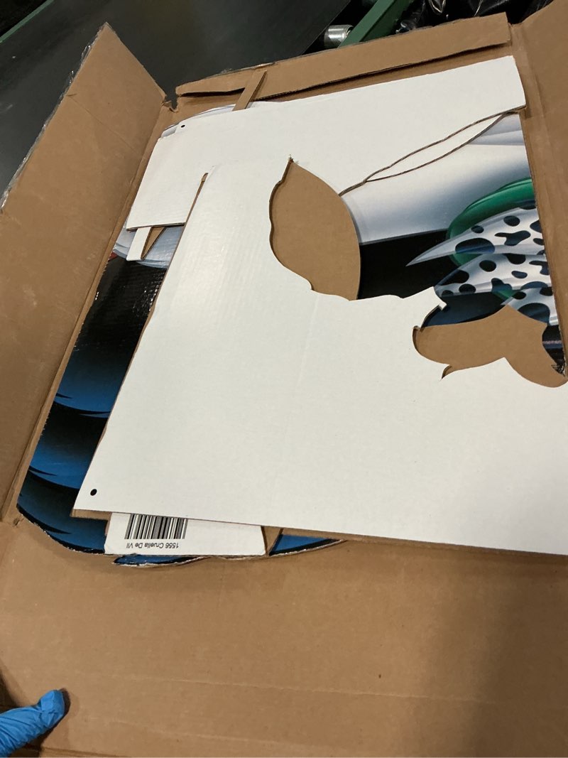 Condition photo showing Good Condition for cardboard people cruella de vil life size cardboard cutout standup - disney villains