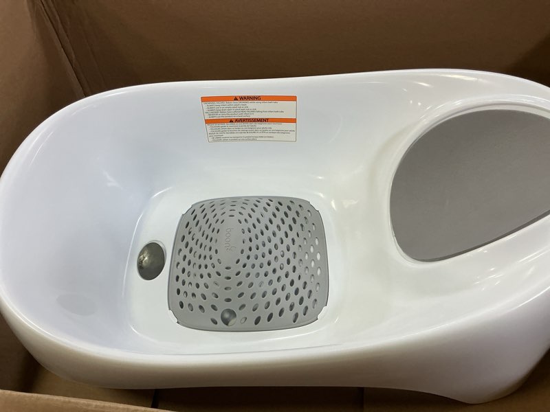 Condition photo showing Good Condition for boon soak 3 stage baby bathtub - baby bath tub with three support positions for newborn to toddlers - color changing drain plug for ideal bath temperature - gray - ages 0 to 18 months and up white 1 count (pack of 1)