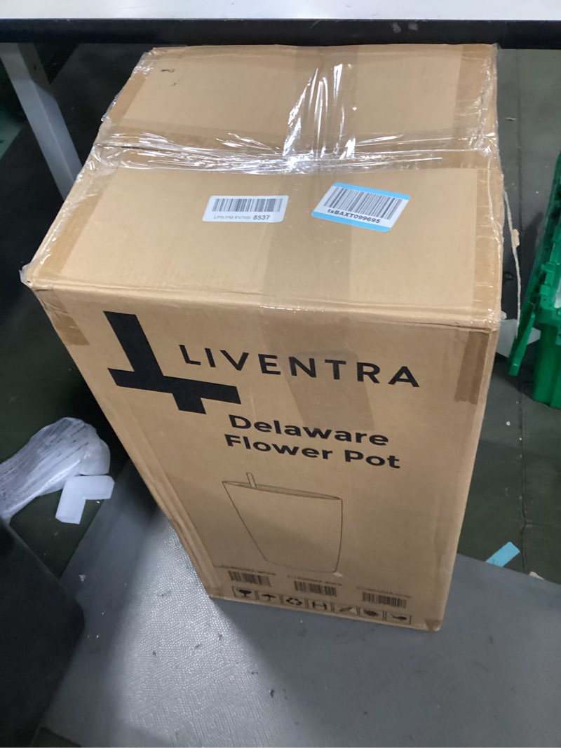 https://lotting-media.assets.bidfta.com/lotting_fcd2f912-d8a3-4cbc-9b9f-a8a76e34a8db