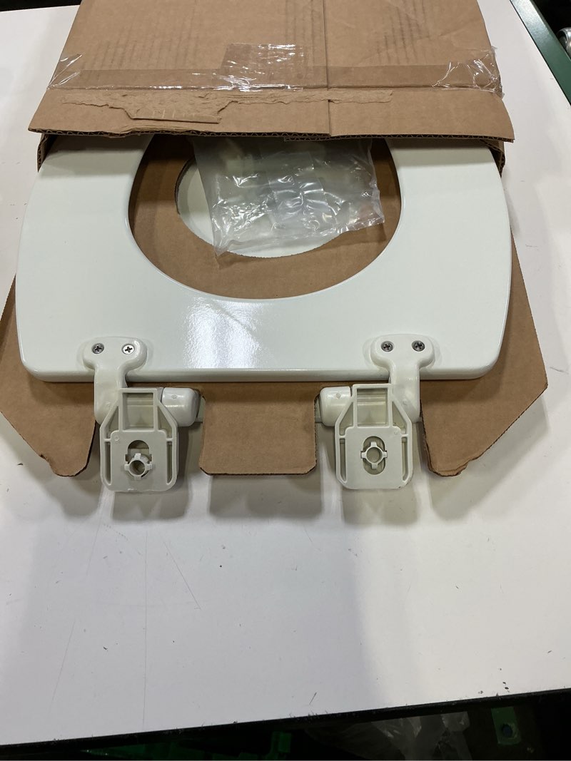 Condition photo showing Good Condition for mayfair linden slow close toilet seat, non slip heavy duty wood, easy install, elongated, white