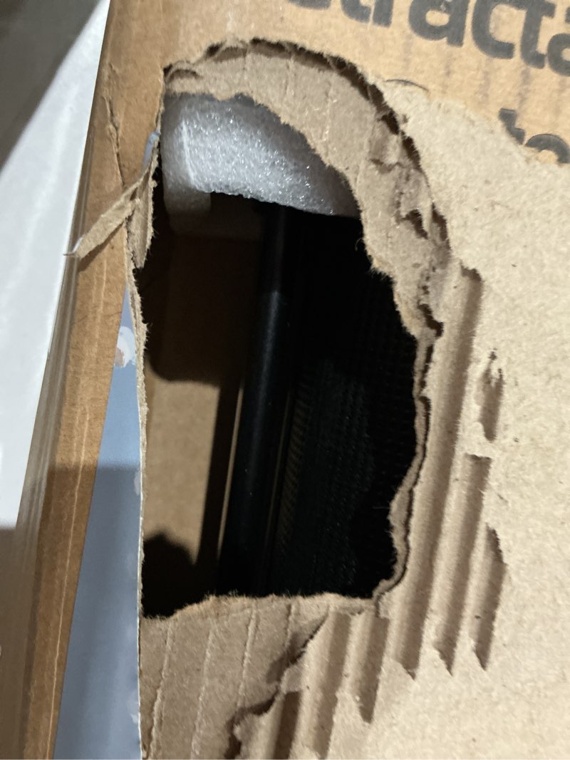 Condition photo showing Good Condition for ingenuity the thruway   series retractable baby gate