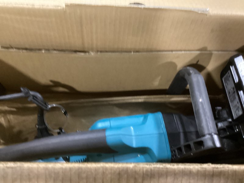 Condition photo showing As Is for makita xcu04pt lxt lithium-ion brushless cordless 16" chain saw kit (5.0ah)