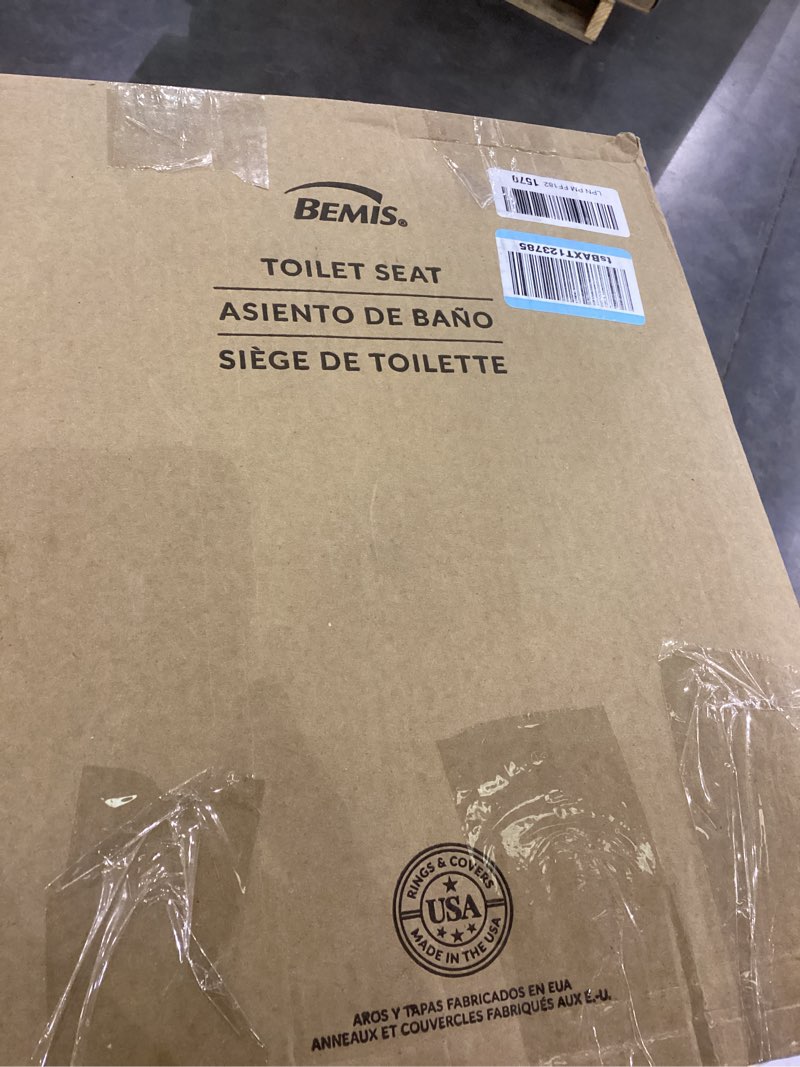Condition photo showing As Is for BEMIS 500EC 390 Toilet Seat with Easy Clean & Change Hinges, 1 Pack Round, Cotton White