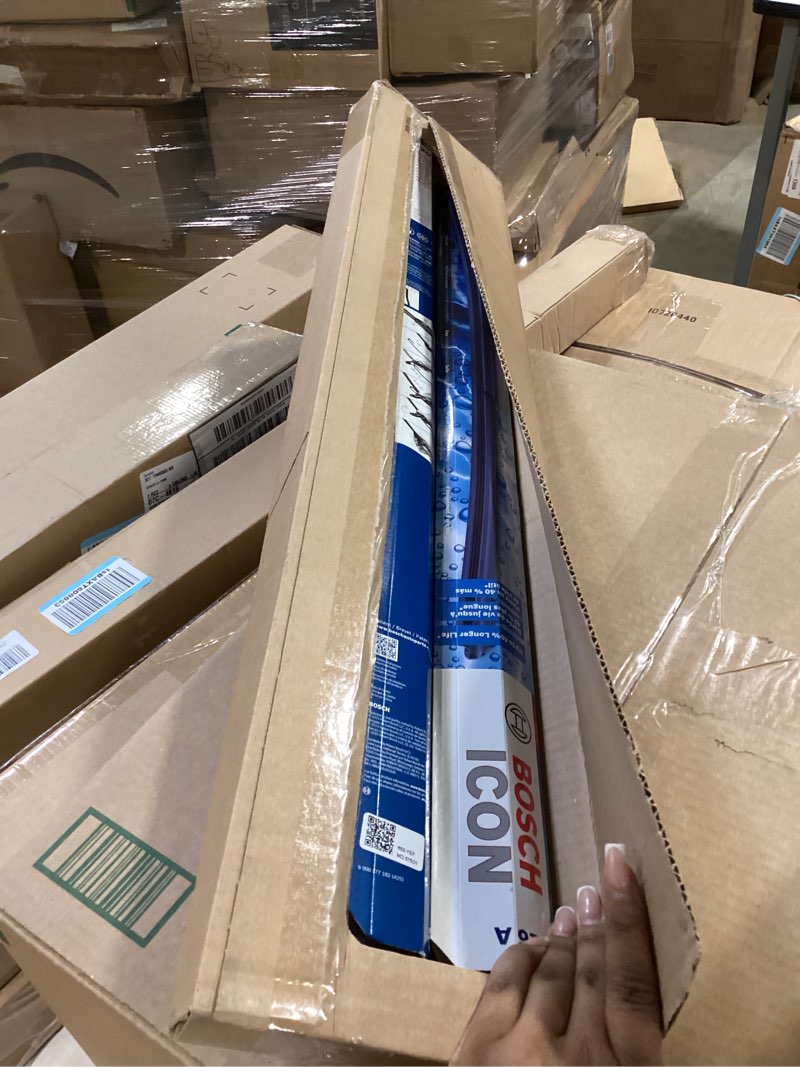 Condition photo showing Good Condition for bosch 26a16a icon beam wiper blades - driver and passenger side - set of 2 blades (26a & 16a)