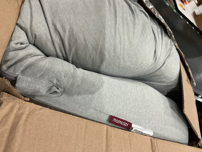 Condition photo showing As Is for momcozy.pregnancy pillow.oreiller de grossesse.