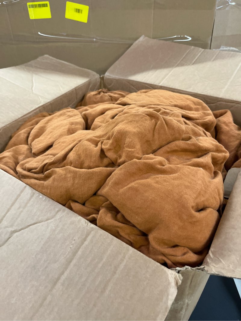 Condition photo showing Good Condition for european linen duvet cover, king/cal king, terracotta