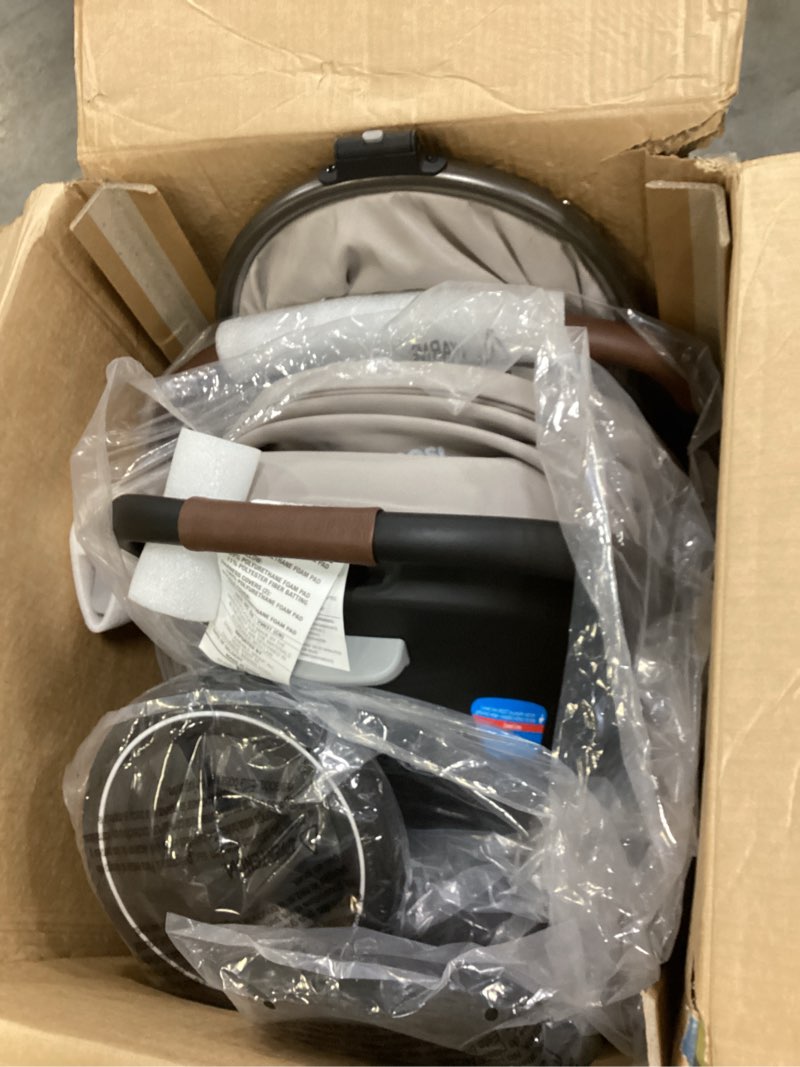 https://lotting-media.assets.bidfta.com/lotting_fd01f3fe-ba11-45db-a658-3016487ce9f3