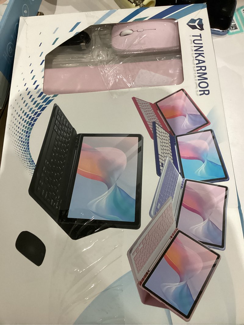 Condition photo showing As Is for Keyboard case & mouse