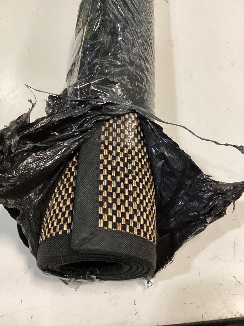 Condition photo showing Good Condition for floor mat