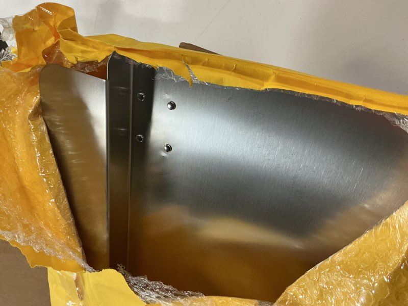 Condition photo showing Good Condition for stainless steel commercial deep fryer splash guard 20-1/2" w x 18" h side splash universal fit clips stop oil from splattering, pack of 1