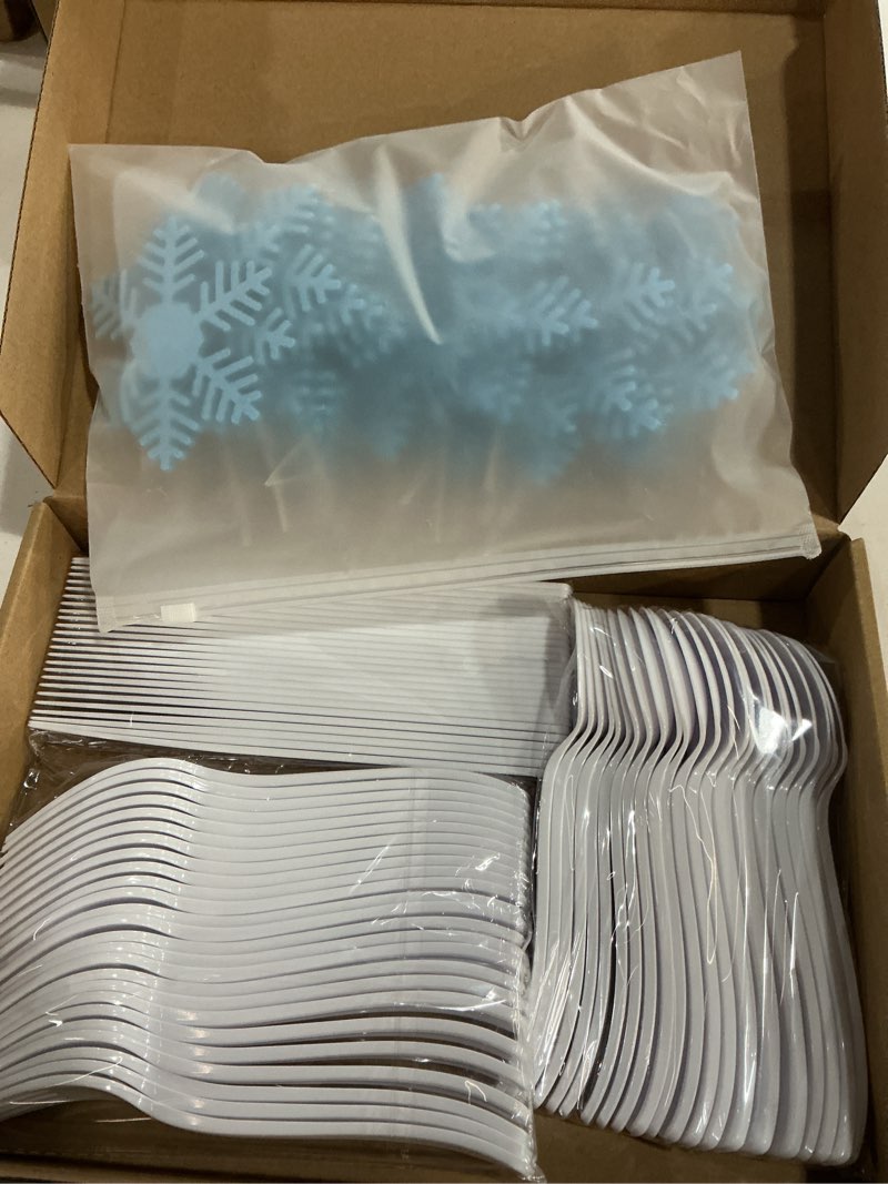 Condition photo showing New/Like New for Syhood 25 Set Red Christmas Party Decoration, Plastic Cutlery with Felt Twist Tie, Heavy Duty Disposable Sliverware Color Utensils Set for Party Table Supplies, Forks Knives Spoons Each 25pcs Christmas Tre Red (color and pattern may vary ours are blue snow flakes)