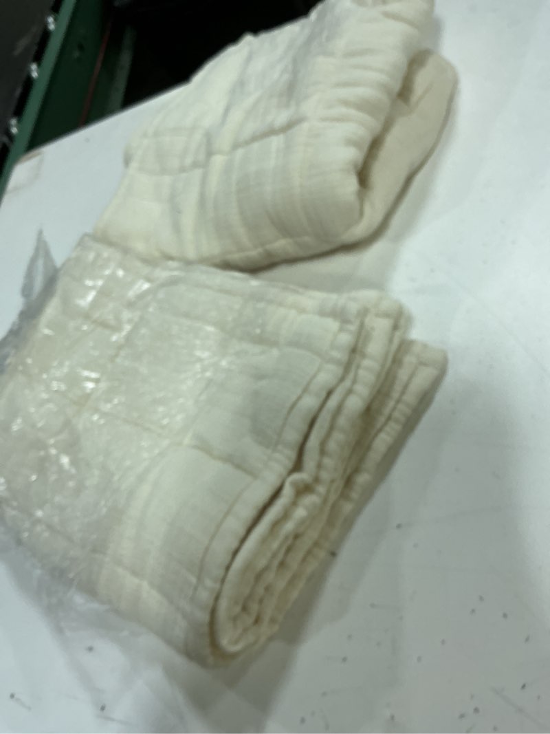 Condition photo showing Good Condition for organic cotton pillowcases set, full/queen, ivory