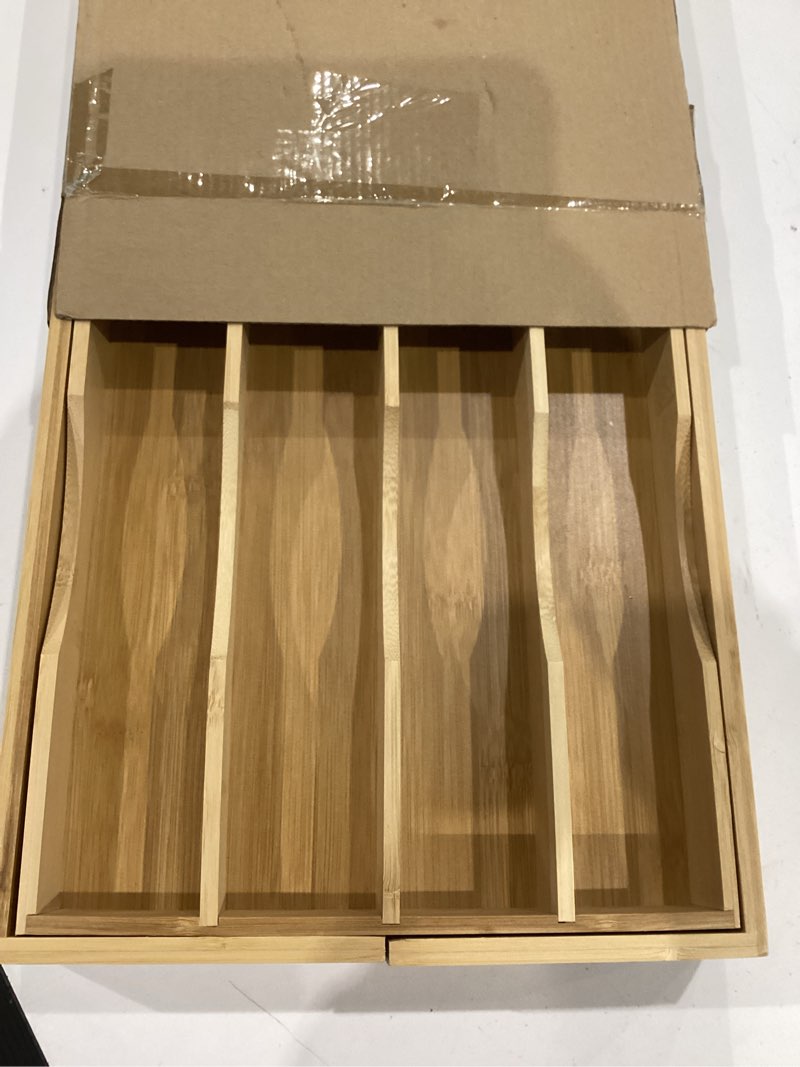 Condition photo showing Good Condition for expandable bamboo kitchen drawer organizer for cutlery and utensils, adjustable bamboo wood cutlery tray in drawer for flatware and silverware in kitchen, (natural) 7 slots expandable natural