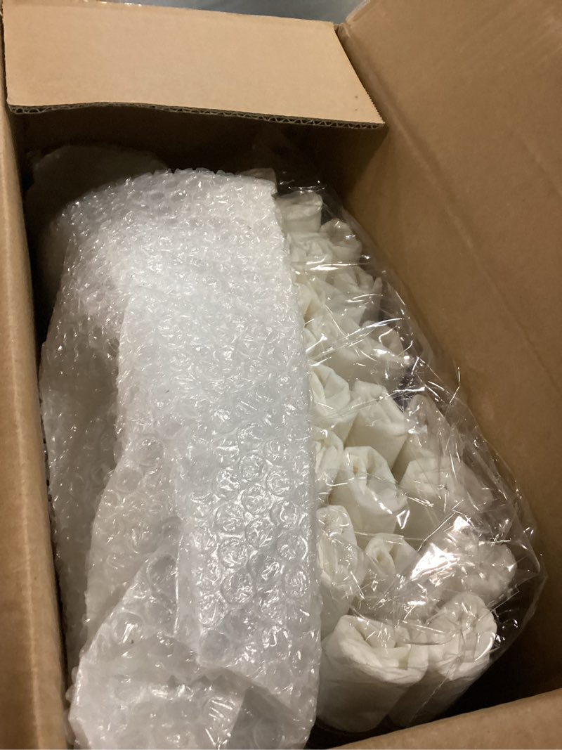 Condition photo showing New/Like New for 175pcs gold plastic plates for 25 guests, disposable dinnerware sets include 50 gold rim plastic plates, 25 silverwares, 25 cups, and 25 pre rolled napkins for party, wedding and graduation gold 25 guests set