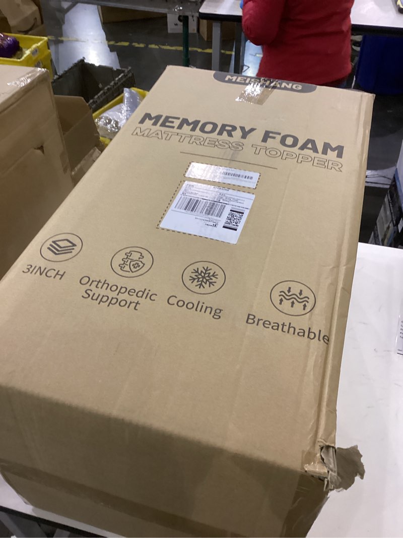 Memory foam mattress topper