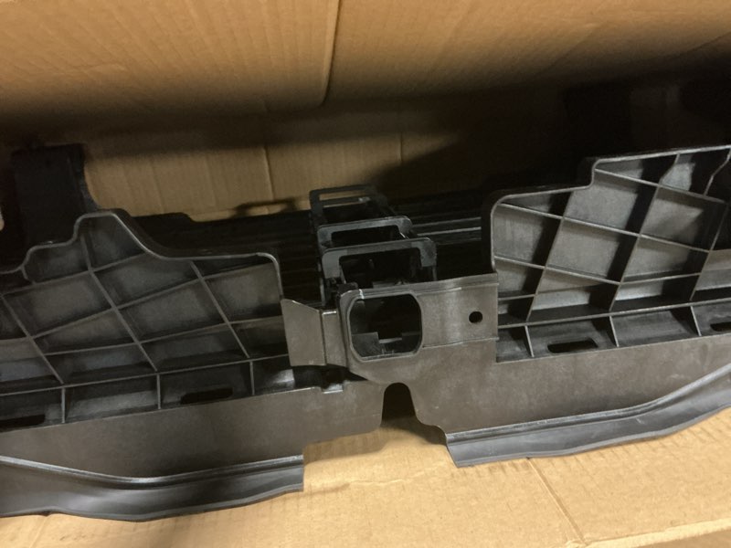 Condition photo showing Good Condition for 21421-9ft0a radiator grille shutter assembly without motor compatible with nissan titan 5.6l 2017-2019, titan xd 2016-2019 replace 214219ft0a 21421-9ft0b 214219ft0b