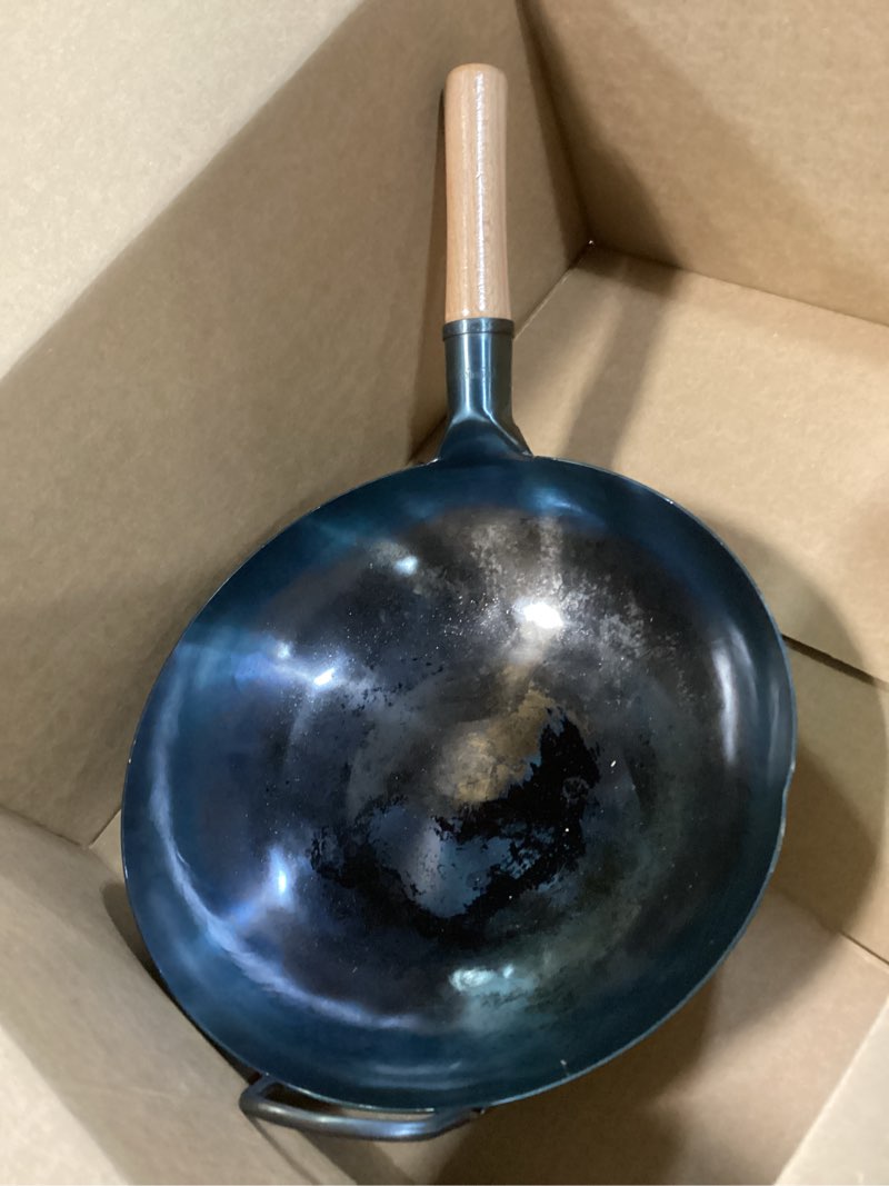 Condition photo showing As Is for yosukata 13.5” blue carbon steel wok pan – pre-seasoned flat bottom wok compatible with open fire, gas, electric, ceramic, induction cooktops -traditional chinese pan for stir fry, bbq, grill, camping