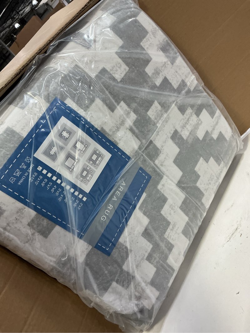 Condition photo showing New/Like New for COZYLOOM Area Rug 9x12 Washable Rugs for Living Room Bedroom Office Nursery Moroccan Geometric Trellis Area Rug Low Pile Neutral Soft Carpet Modern Distressed Farmhouse Floor Cover Black and White Grey and White 1'7" x 1'7" (Rectangular)