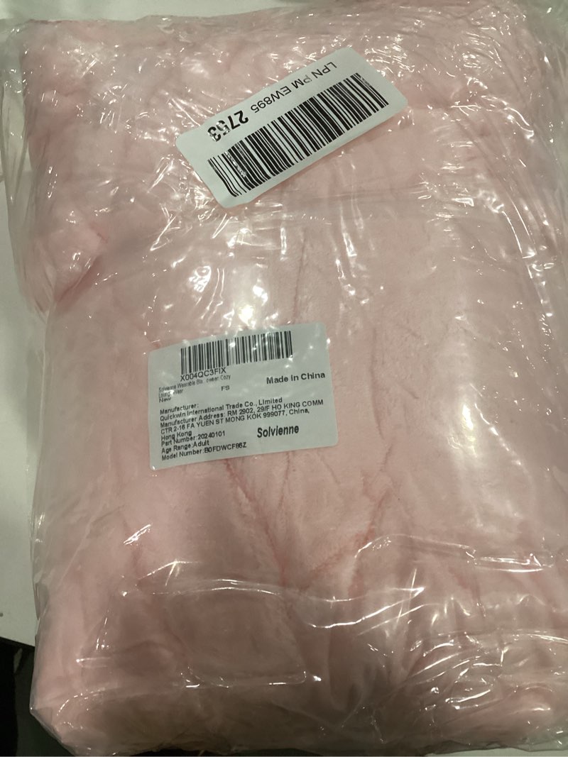 Solvienne Wearable Blanket Hoodie, Men Women Soft Flannel with oversized Pocket Christmas Halloween 