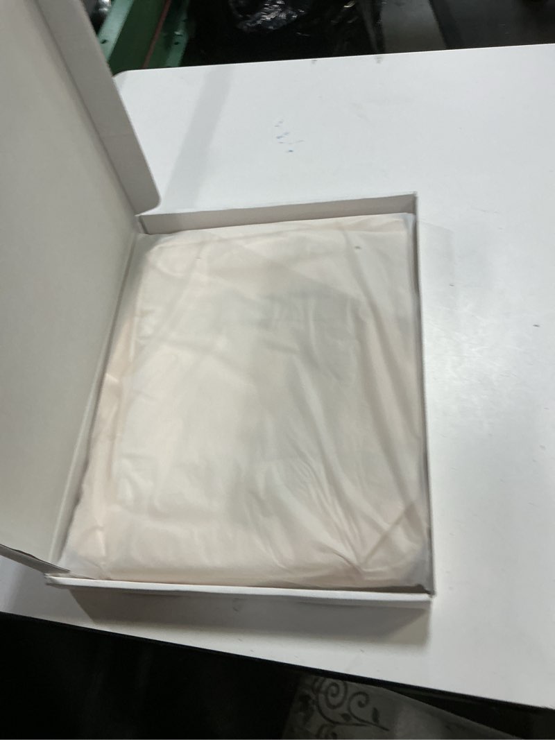 Condition photo showing New/Like New for 5 Set Packing Cubes Travel for Luggage Durable Suitcases Organizer Bags Lightweight Airplane Travel Vacation Essentials Accessories for Carry on (Cream) 5 Set Cream