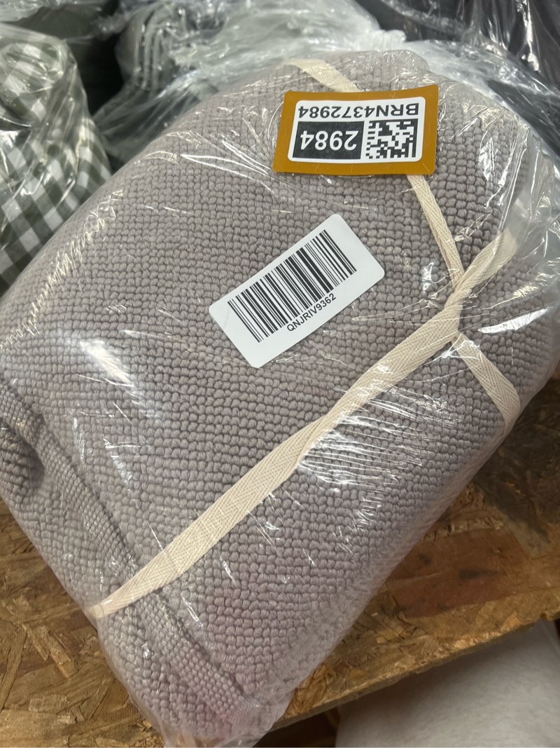 Condition photo showing Good Condition for turkish cotton bath mat bundle, one size, grey