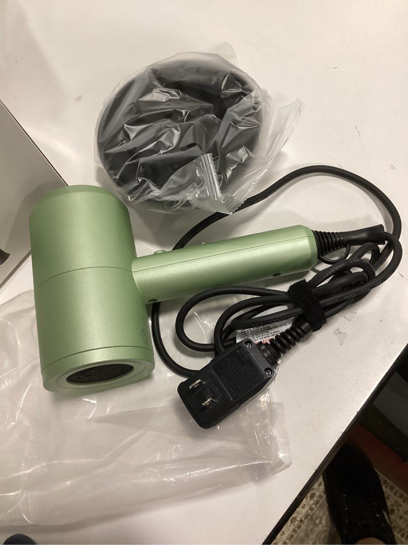 https://lotting-media.assets.bidfta.com/lotting_fd4077cf-b072-4f15-9a9c-90a6045140fe