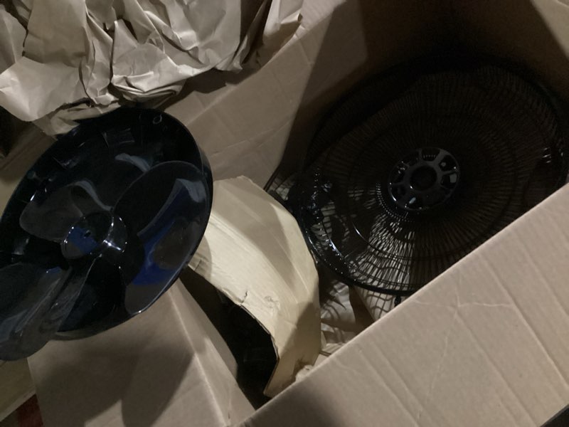 Condition photo showing Good Condition for HOLMES 12" Table Fan, 75° Oscillation, 3 Speeds, 15° Adjustable Head Tilt, Ideal for Home, Bedroom or Office, Black Black 12 Inch