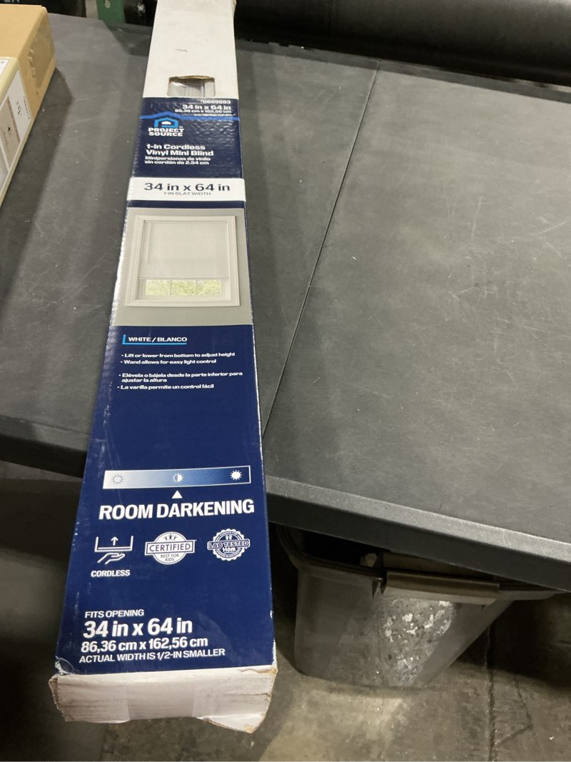 Project Source 1-in Cordless Vinyl Mini Blind in white