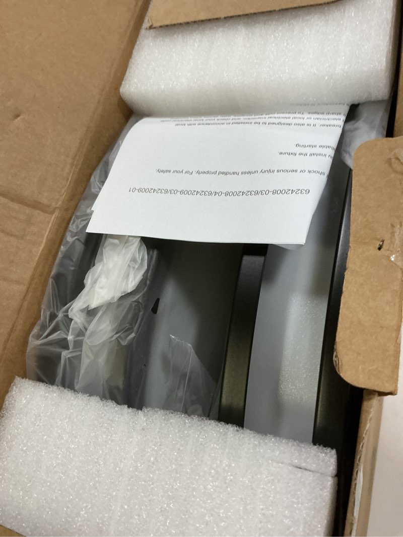 Condition photo showing New/Like New for 10 Inch LED Flush Mount Ceiling Light Fixture, 30W 4000LM Dimmable 2700K/3000K/4000K/5000K/6500K Color Changing Ceiling Light, Black Modern Ceiling Lamp for Living Room Bedroom Kitchen Hallway, 1-Pack Black 10 Inch-1 Pack