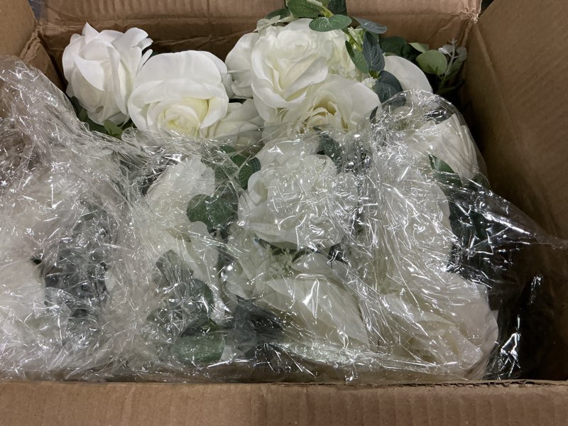 Condition photo showing Good Condition for 6 Set 20 Inch Tall Acrylic Vase Stand Wedding Centerpieces Holder with 6 Pcs Artificial Flower Balls and LED Lights Candles for Wedding Party Table Home Decorations (Circle) 18 Circle