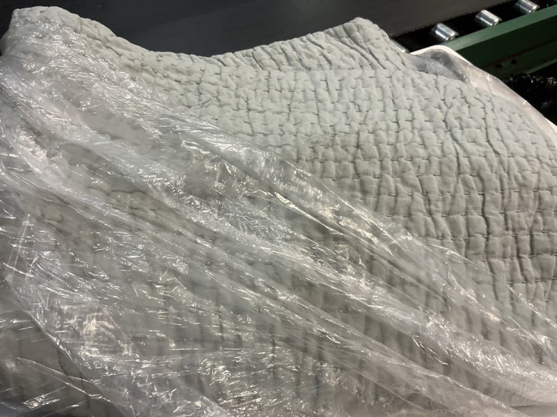 Condition photo showing Good Condition for quince european line hand stitched quilt king size sage