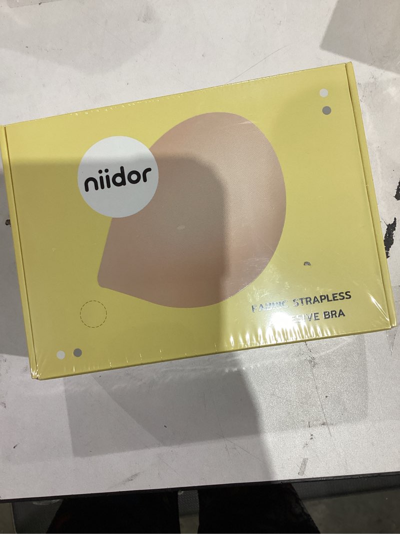 Niidor Strapless Bras for Women Sticky Bra Push Up Invisible Backless Bra with Nipple Covers Nude