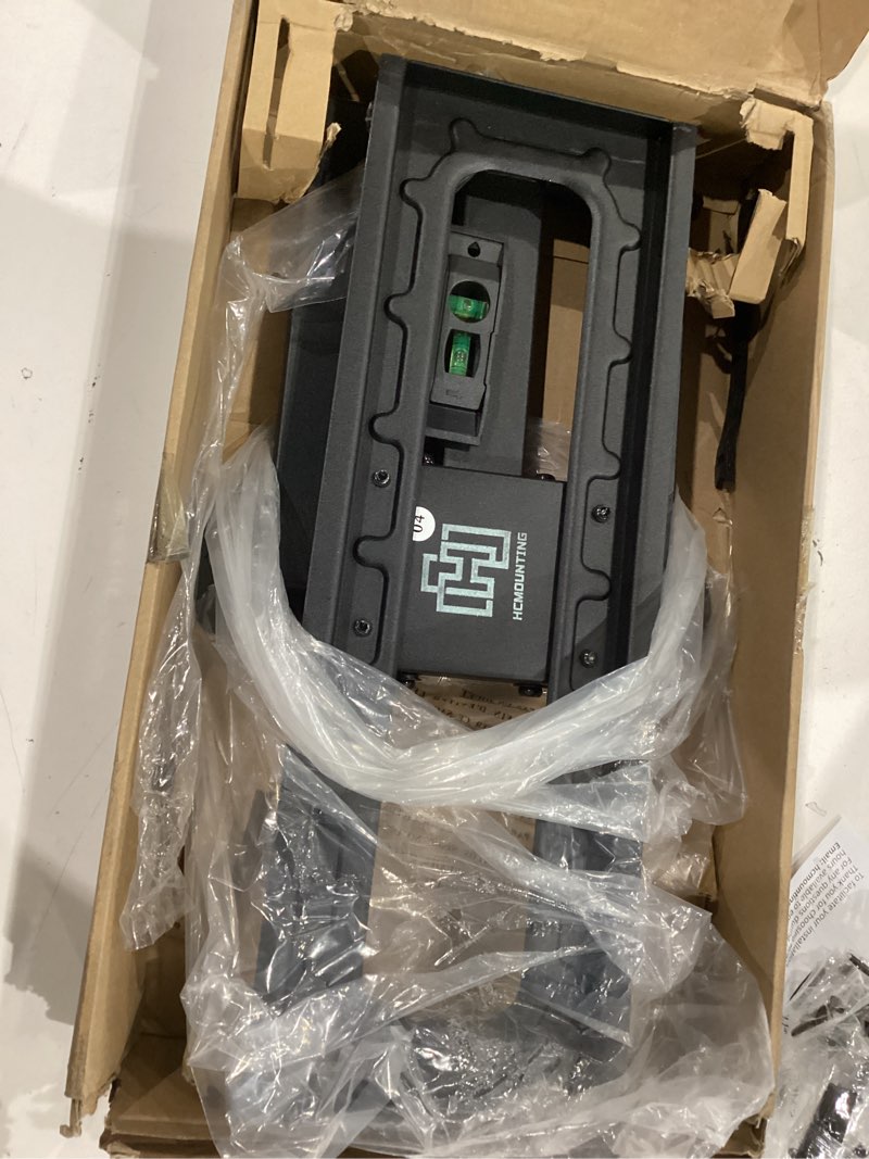 Condition photo showing Good Condition for hcmounting outdoor full motion weatherproof tv wall mount for 26-65 inch flat/curved tvs up to 88 lbs, heavy duty swivel tv mount with single stud design,smooth extension,max vesa 400x400mm,hc3402