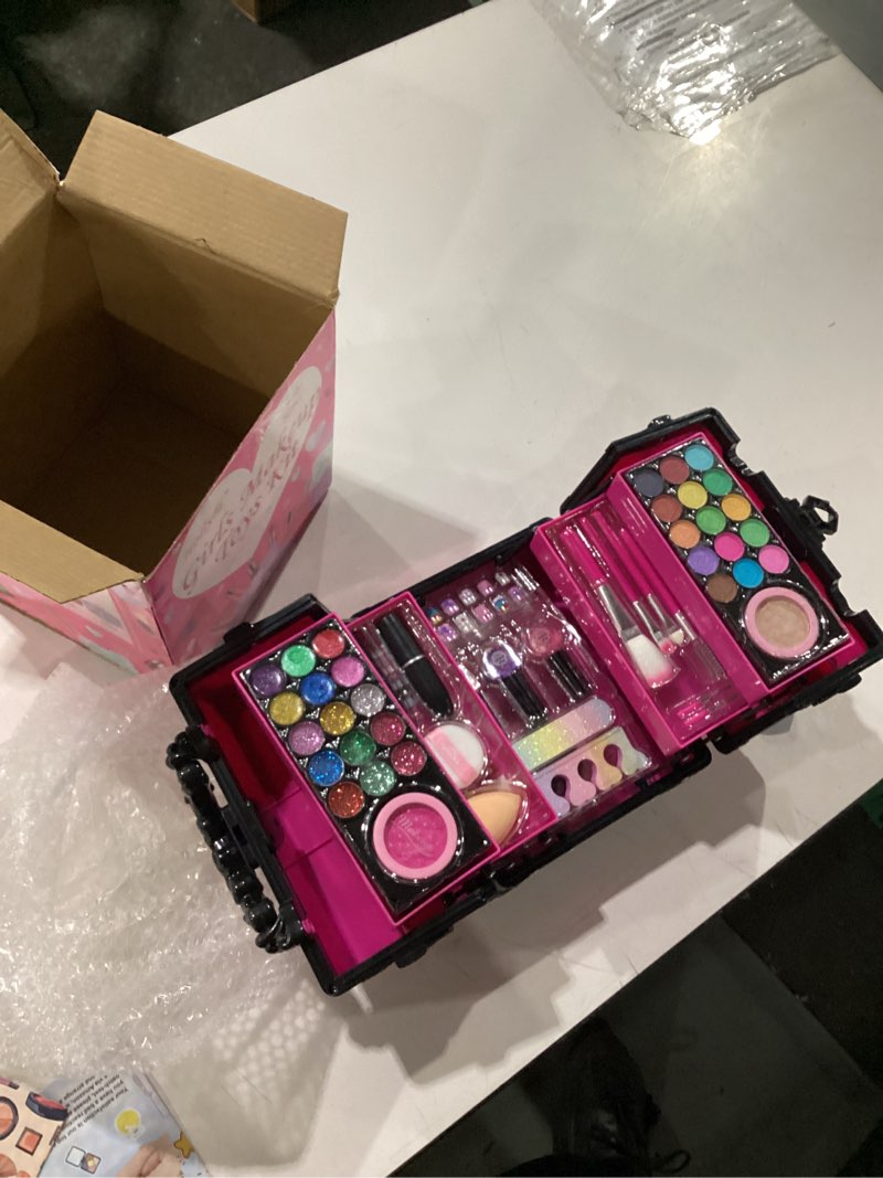 Condition photo showing New/Like New for hollyhi 59 pcs kids makeup kit for girl, washable play makeup toys set for dress up, pretend beauty vanity set with cosmetic case birthday toys for girls 3 4 5 6 7 8 9 10 11 12 years old kids toddlers rose