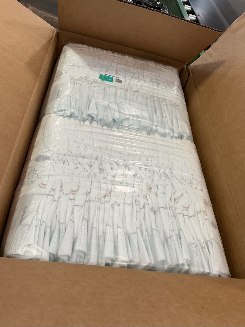 Condition photo showing New/Like New for Pampers Swaddlers Diapers, Size 5 (20-37 lbs), 132 Count, Absorbent, Keeps Baby Dry and Comfortable, Skin Safe Disposable Baby Diaper (Packaging May Vary) Size 5 132