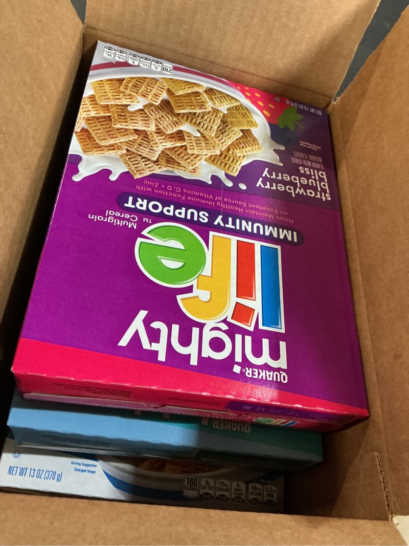 Condition photo showing New/Like New for Best by/07/11/2026)Quaker Mighty Life Multigrain Breakfast Cereal, 3 Flavor Variety Pack (3 Pack)