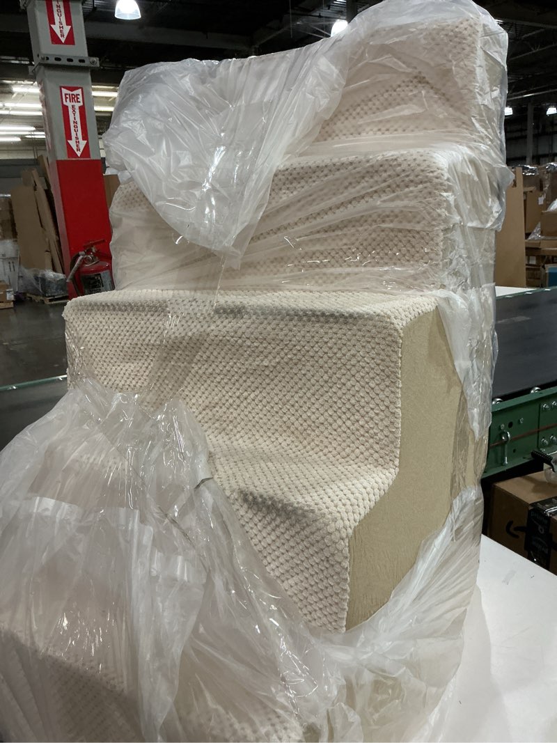 Condition photo showing As Is for Dog Stairs for Small Dogs, 5 Tier Wider Pet Stairs for High Beds, 23.6" H Non-Slip Dog Steps for Old Cats, Puppies, Small Medium Dogs, 19.7x29.5x23.6 inch, Beige Beige 5.0 19.7x29.5x23.6 inch