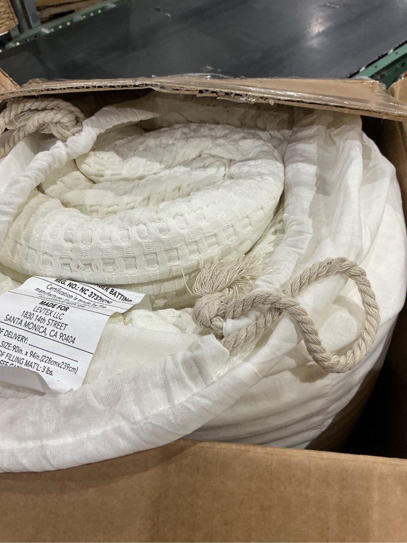 Condition photo showing Good Condition for levtex home mills waffle full/queen comforter set (90x94in) with 2 pillow shams (26x20in) - cream - 100% cotton full/queen size comforter set - soft, pre-washed comforter - full/queen cream