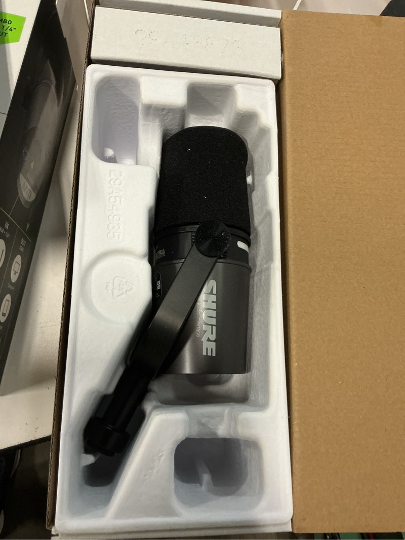 Condition photo showing Good Condition for shure mv7i smart microphone – usb-c & xlr mic for podcasting, music & streaming with built-in audio interface, auto level mode, advanced dsp, all-metal design, black mic + interface