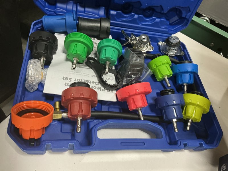 Condition photo showing Good Condition for orion motor tech coolant pressure tester kit, 19pc radiator pressure tester kit with 15 radiator adapters & wrench, cooling system pressure tester kit with vacuum pump & probe thermometer