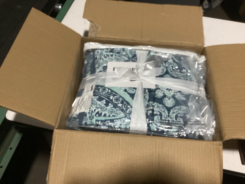 comfort spaces bed in a bag - trendy casual design cozy comforter with complete sheet set with side 