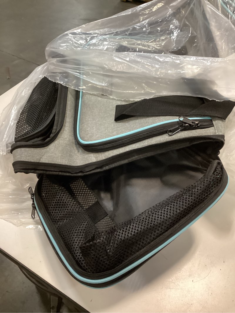 Condition photo showing Good Condition for Cat/Dog Airline Approved Expandable Pet Carrier for Small Pets - Removable Pad, Pockets, TSA Compliant 43.0"L x 32.0"W x 12.0"H