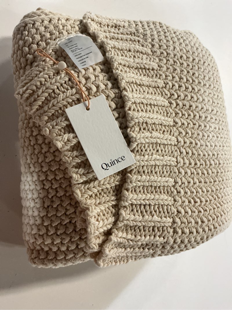 Condition photo showing Good Condition for cotton fisherman throw, 50x60, natural