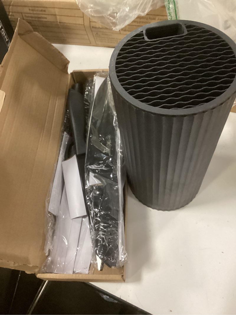 HUNTER.DUAL Knife Set, 8-Piece Kitchen Knife Set for Chef, Sharp Knife Set with Universal Knife Bloc