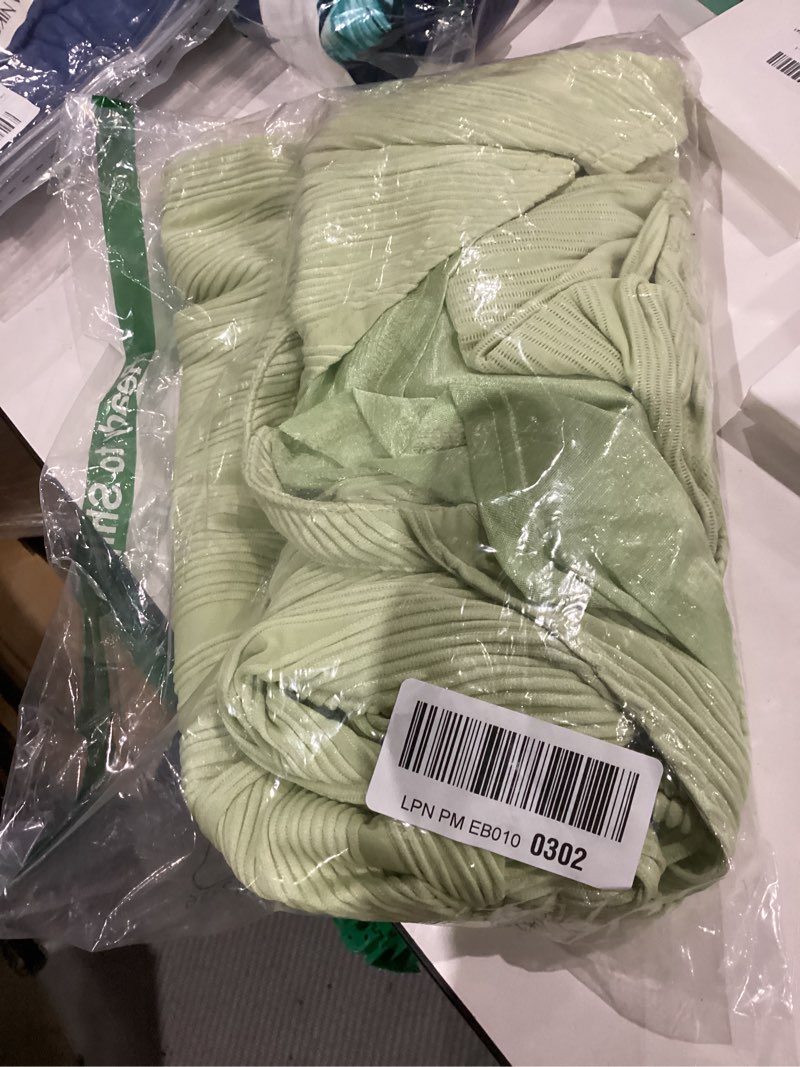 Condition photo showing New/Like New for Fisoew Womens Halter Neck Party Dress Sleeveless Slit Textured Backless Sim Fit Ruched Sexy Midi Cocktail Dresses Large Green