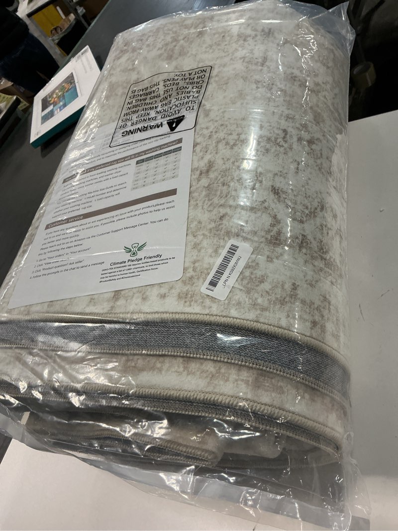 Condition photo showing Good Condition for Washable Area Rug 8x10, Large Soft Rugs for Living Room Vintage Beige Carpet 8x10 Area Rugs for Bedroom Dining Room Non-Slip Stain Resistant Under Table Rug Beige 8' x 10' (Rectangular)