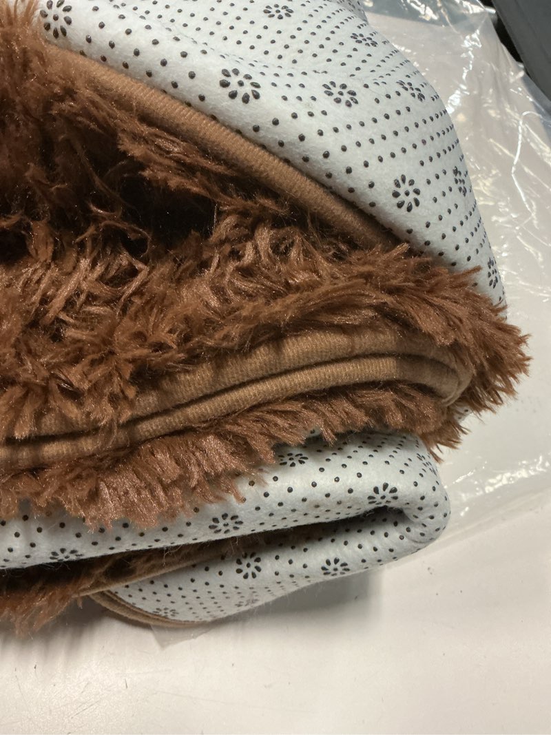 Condition photo showing Good Condition for fluffy rug for bedroom living room, 5x7 brown area rugs, faux fur shag modern carpet ultra soft girls boys room home decor, solid 5' x 7' brown