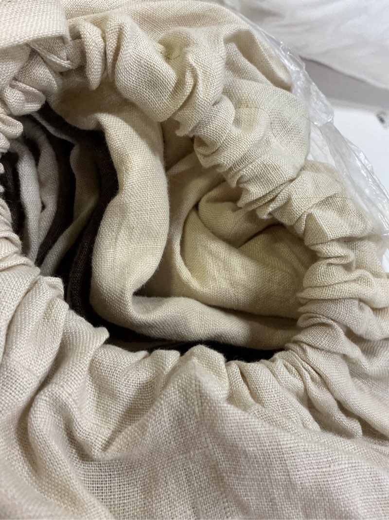 Condition photo showing Good Condition for european linen piped deluxe bedding bundle, king, oat/espresso