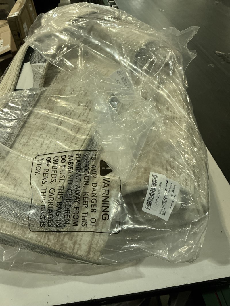 https://lotting-media.assets.bidfta.com/lotting_fdabc4f2-0783-4d1b-ae1c-31e78e9aa26c